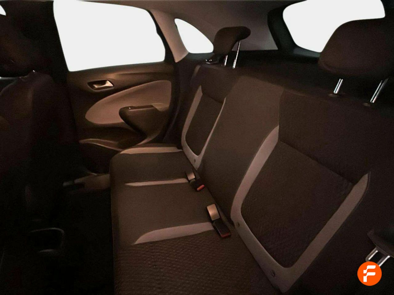 Foto Opel Crossland X 12