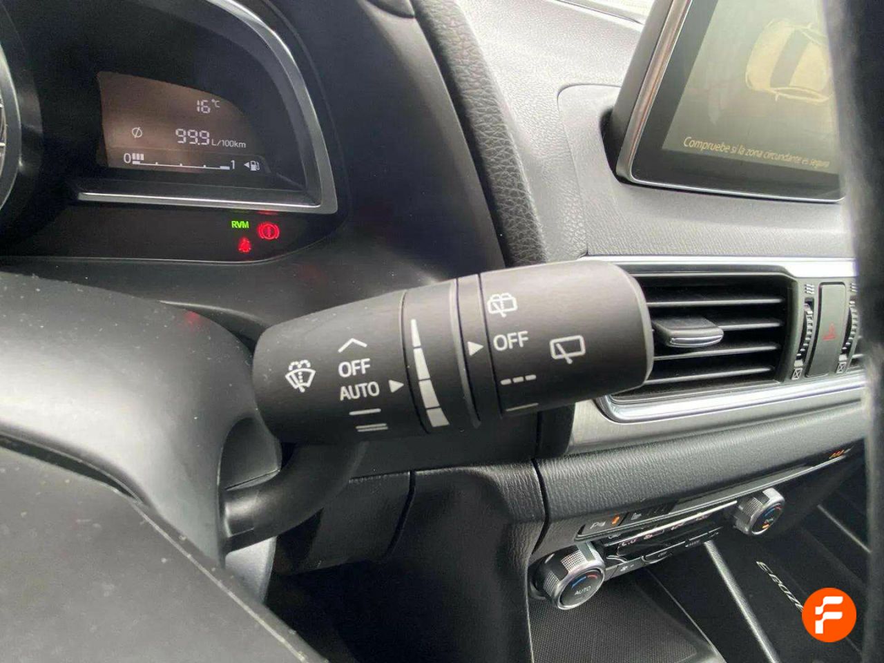Foto Mazda Mazda3 12