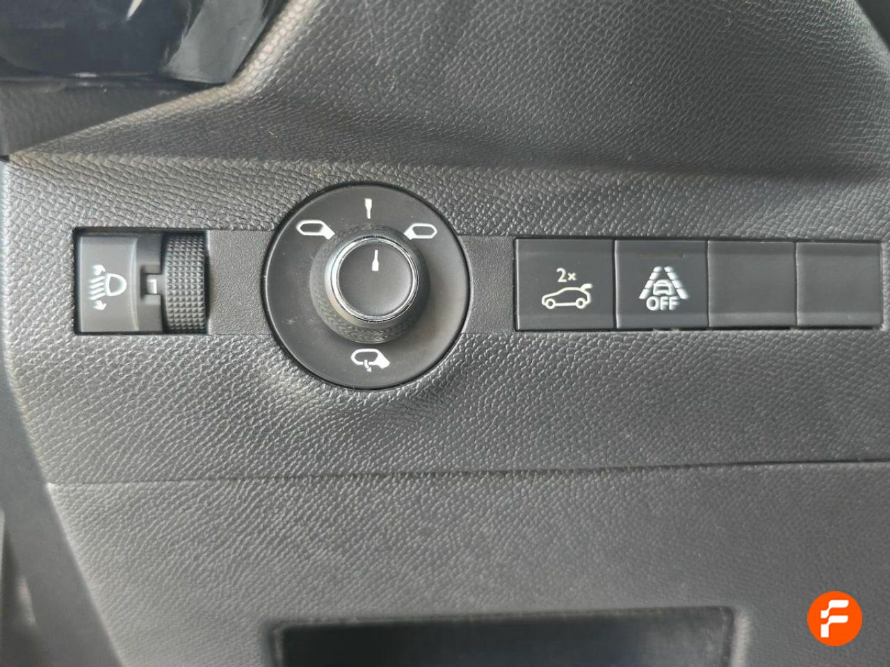 Foto DS Automobiles DS 7 19