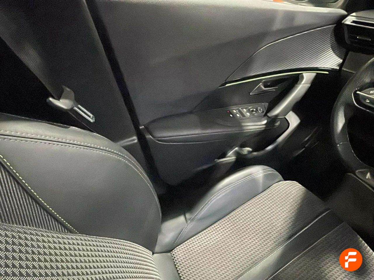 Foto Peugeot 2008 18