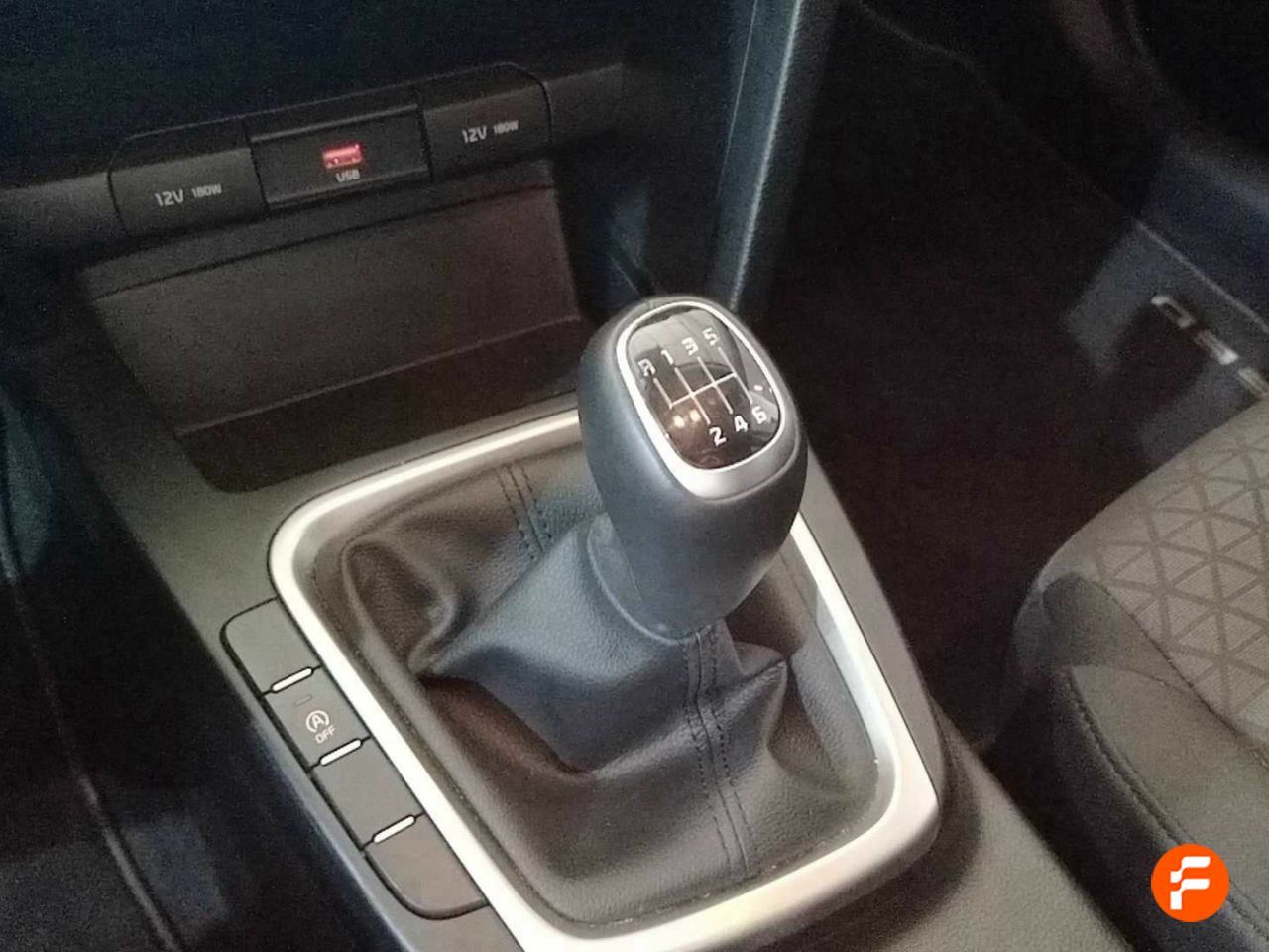 Foto Kia Ceed 25