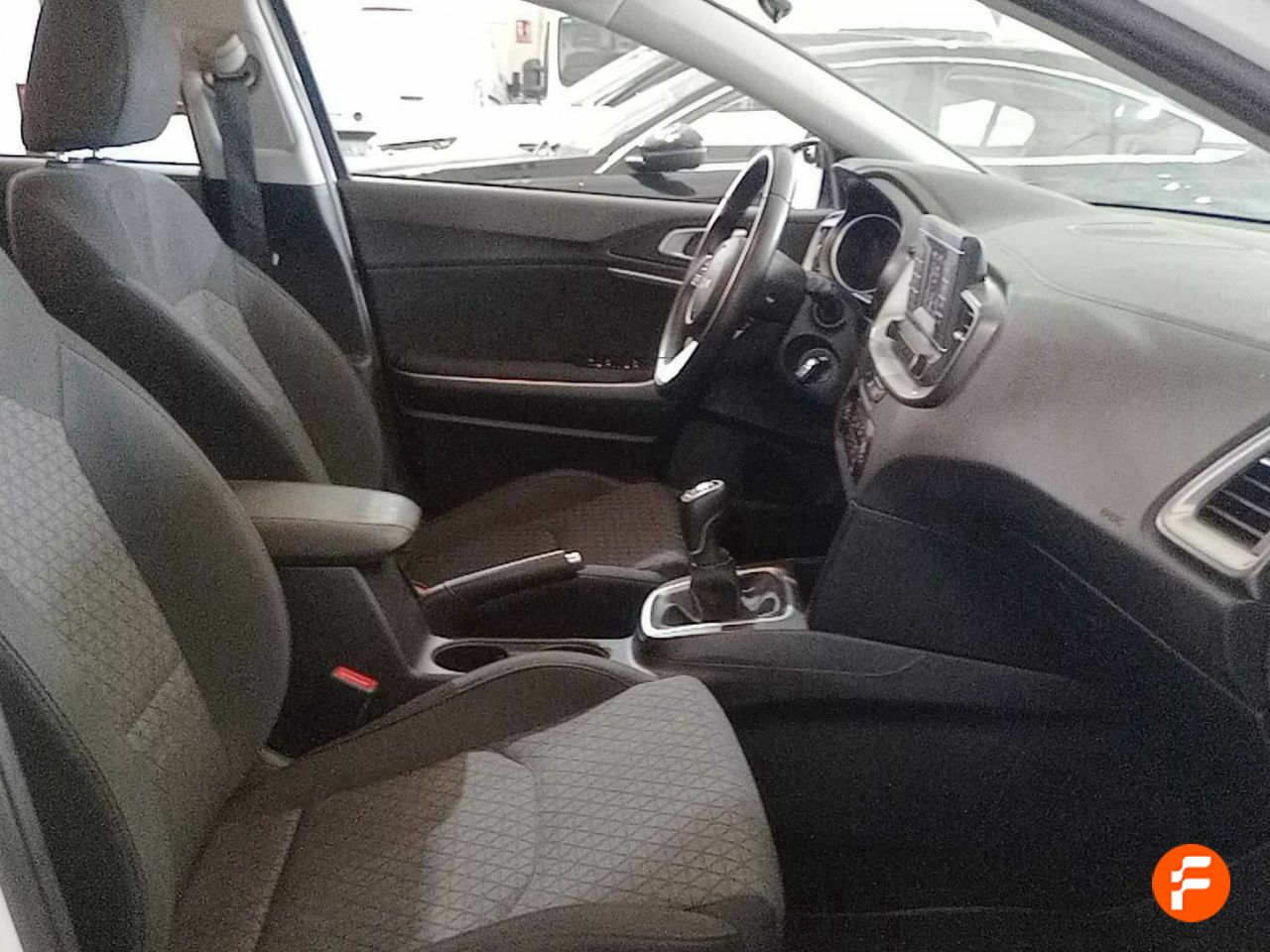 Foto Kia Ceed 28