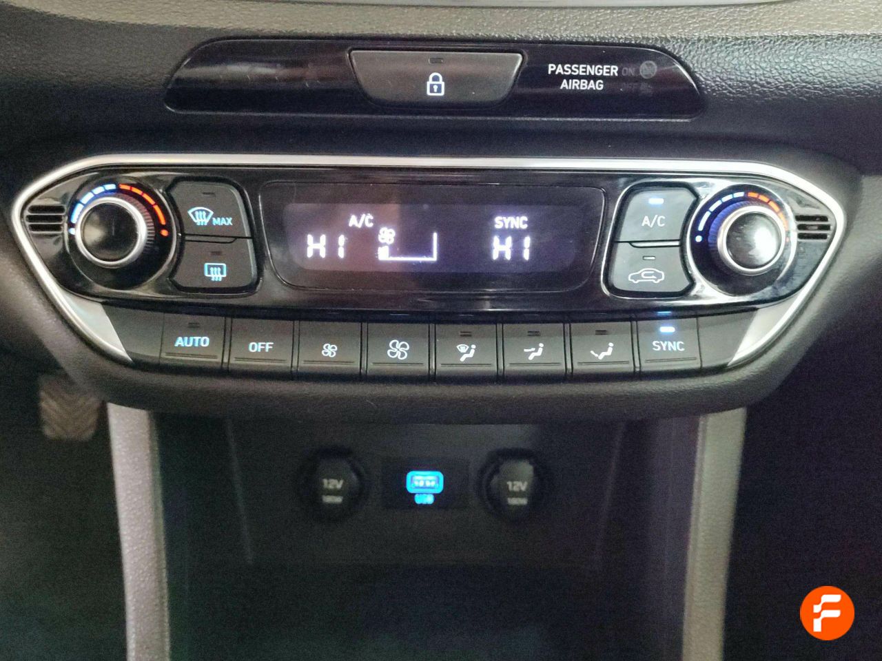 Foto Hyundai i30 14