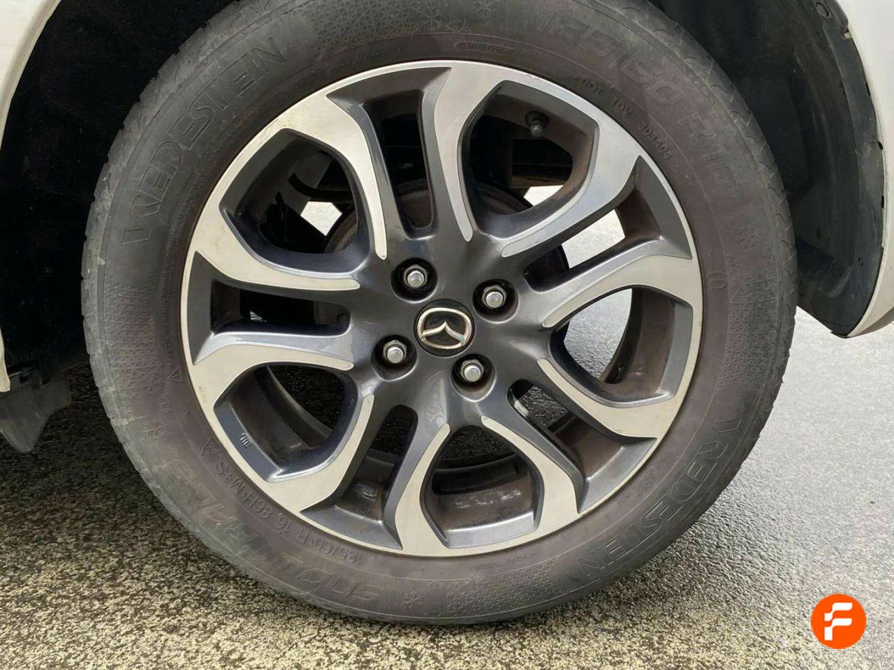 Foto Mazda Mazda2 27