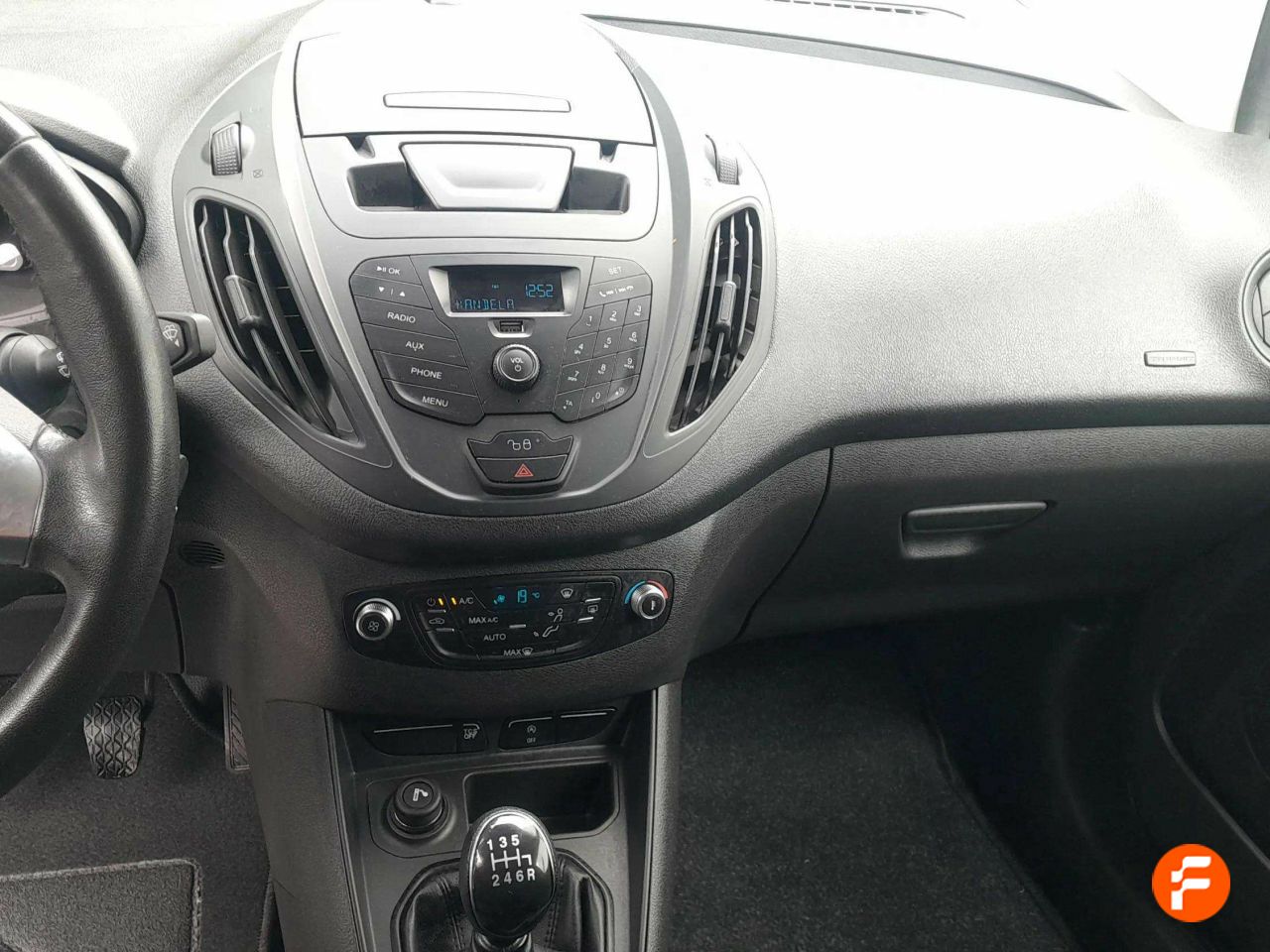 Foto Ford Transit  Courier 14