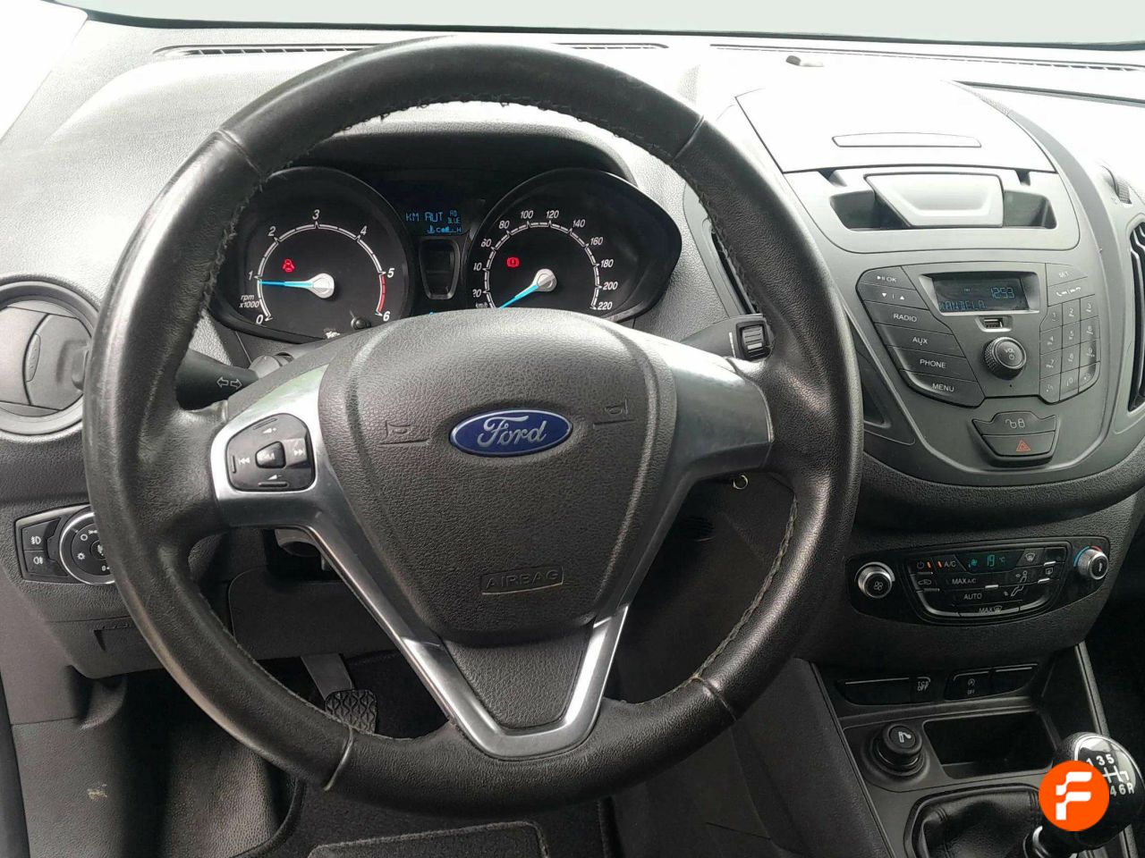 Foto Ford Transit  Courier 15