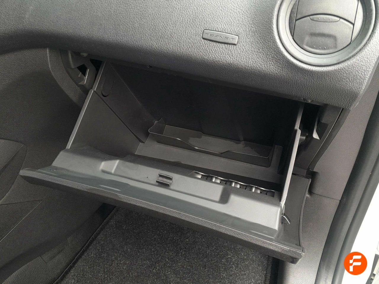 Foto Ford Transit  Courier 29