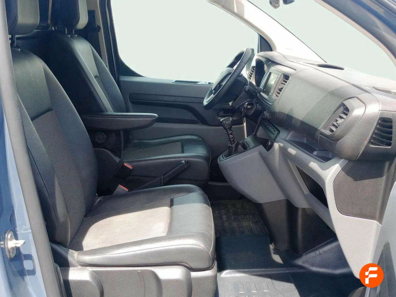 Foto Opel Vivaro 17