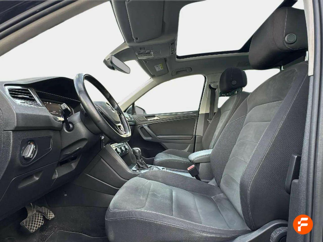 Foto Volkswagen Tiguan 12