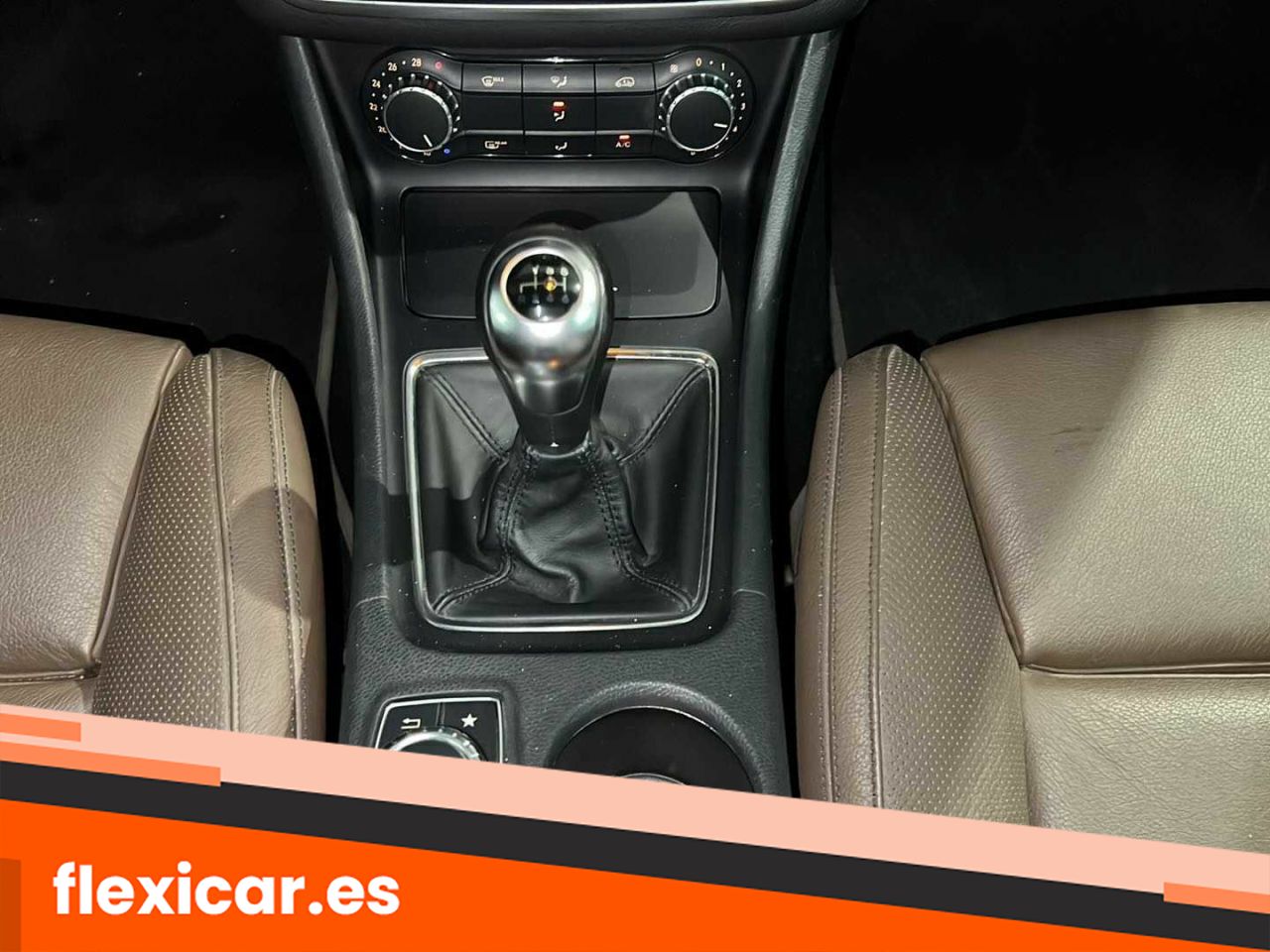 Foto Mercedes-Benz Clase GLA 18