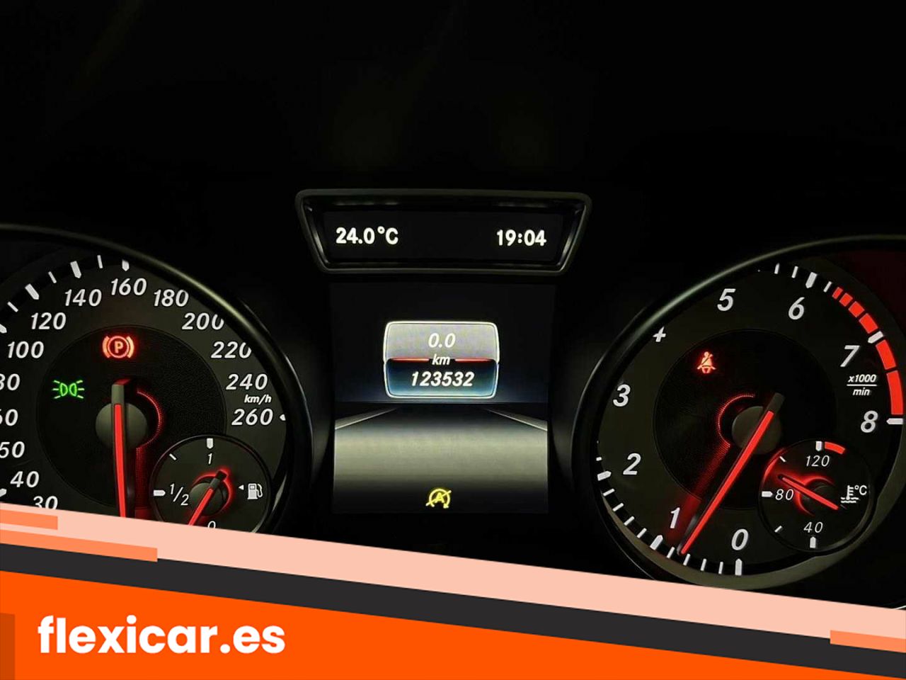Foto Mercedes-Benz Clase GLA 21