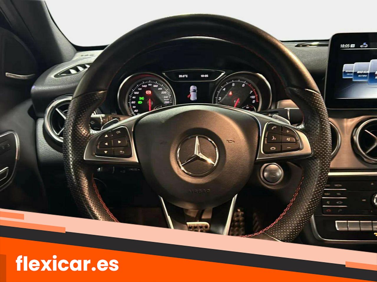 Foto Mercedes-Benz Clase GLA 16