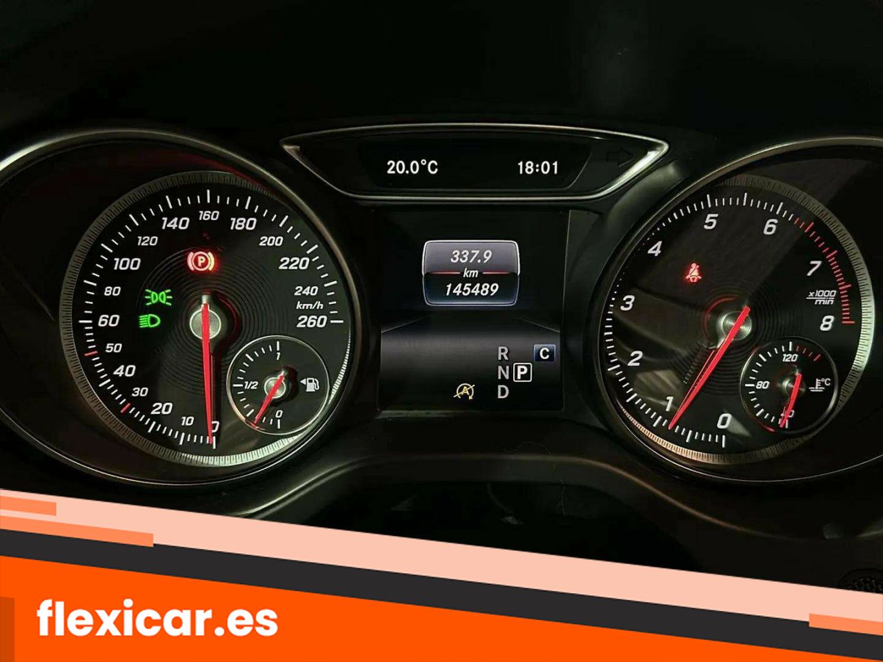 Foto Mercedes-Benz Clase GLA 17