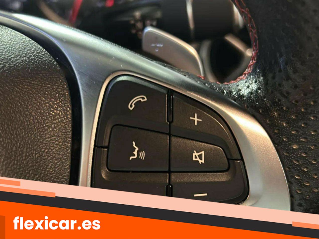 Foto Mercedes-Benz Clase GLA 24