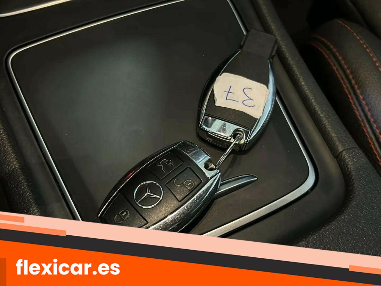 Foto Mercedes-Benz Clase GLA 27