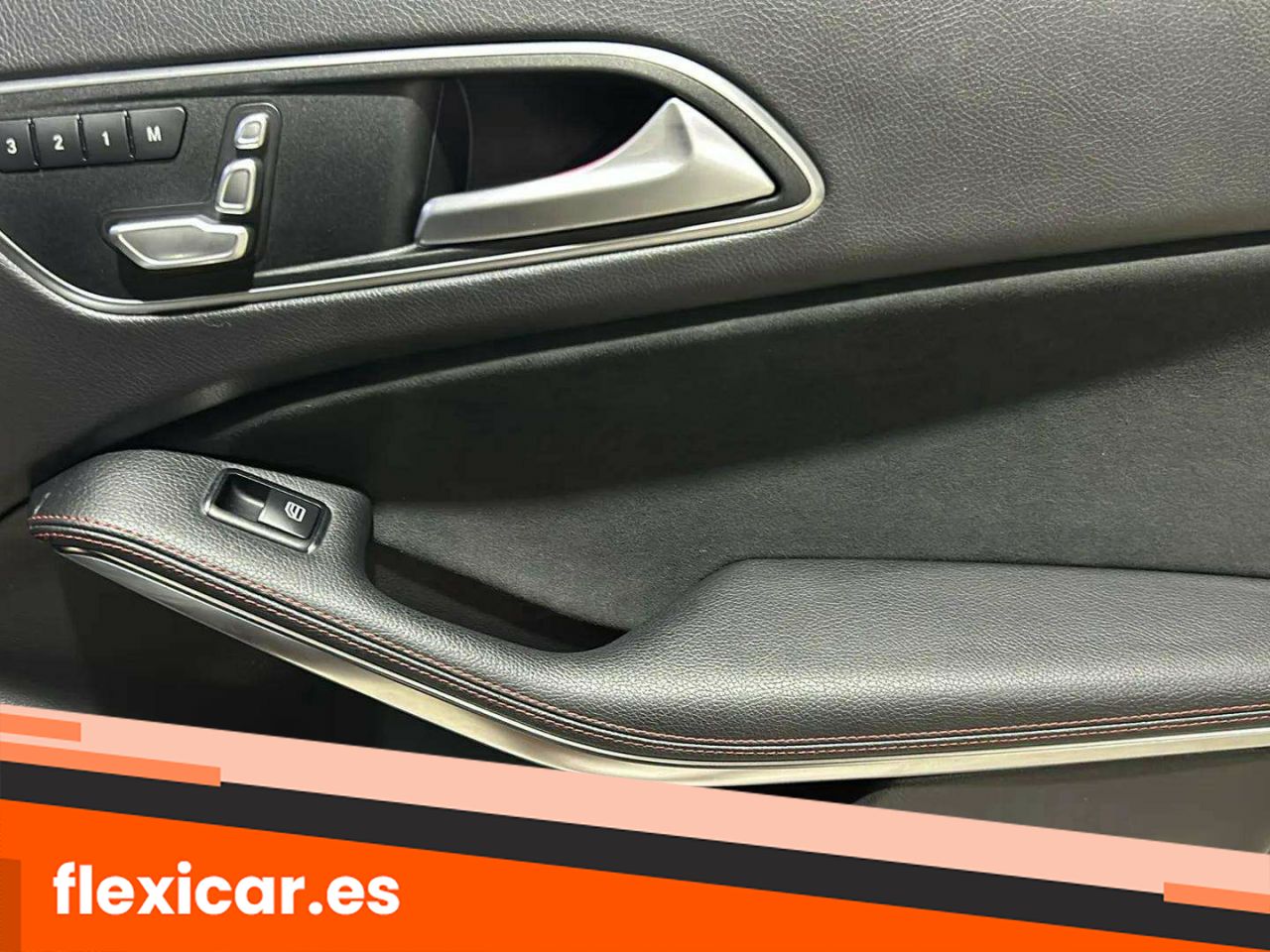 Foto Mercedes-Benz Clase GLA 29