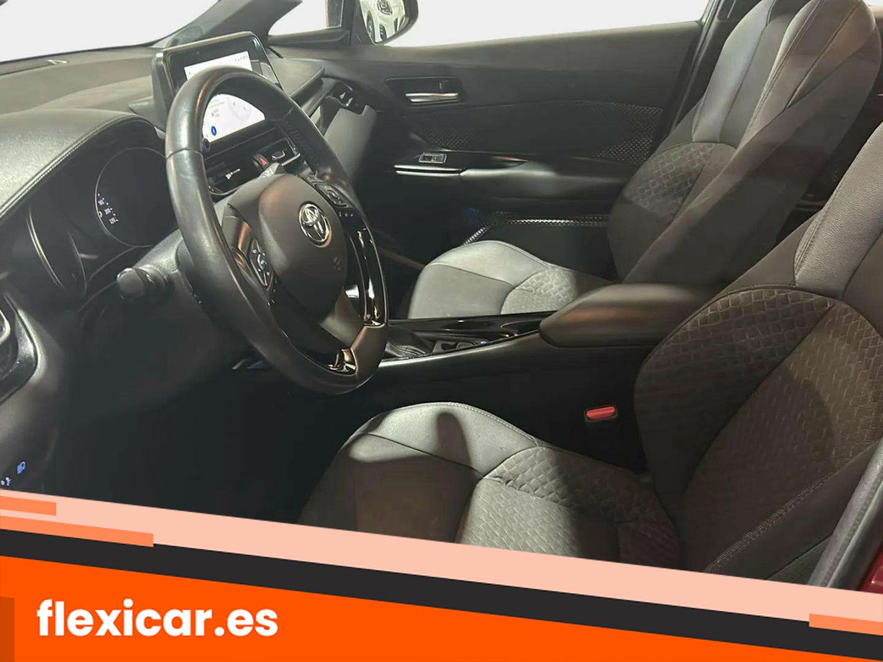 Foto Toyota C-HR 10