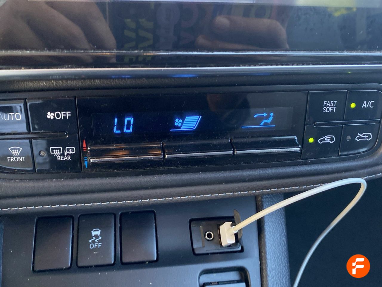 Foto Toyota Auris 26