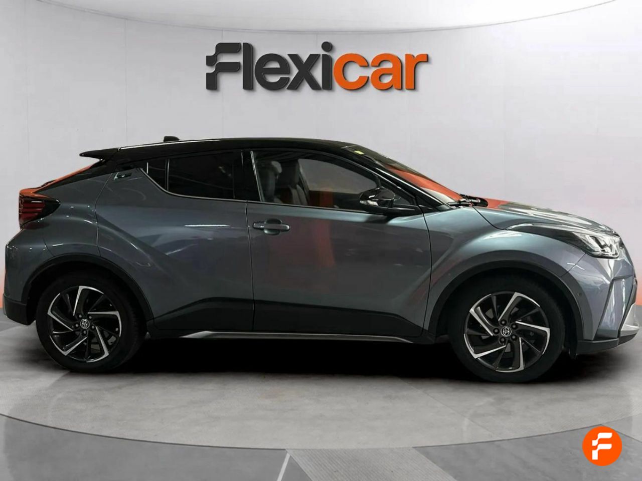 Foto Toyota C-HR 2