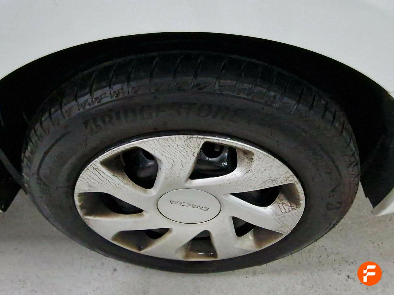 Foto Dacia Logan 23