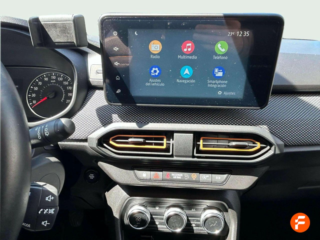 Foto Dacia Sandero 12