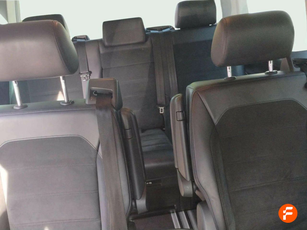 Foto Volkswagen Multivan 24