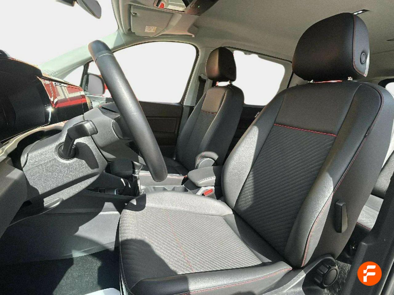 Foto Ford Tourneo Connect 14