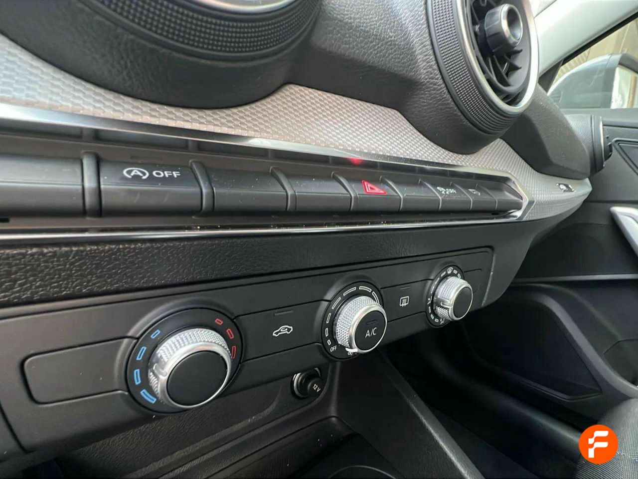 Foto Audi Q2 21