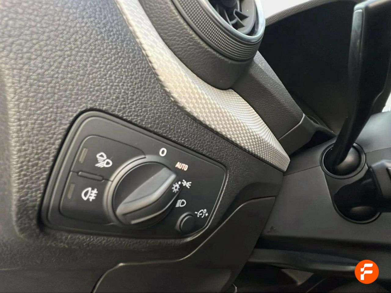Foto Audi Q2 25