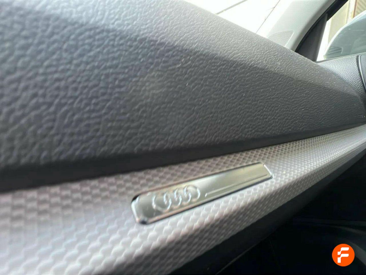 Foto Audi Q2 28