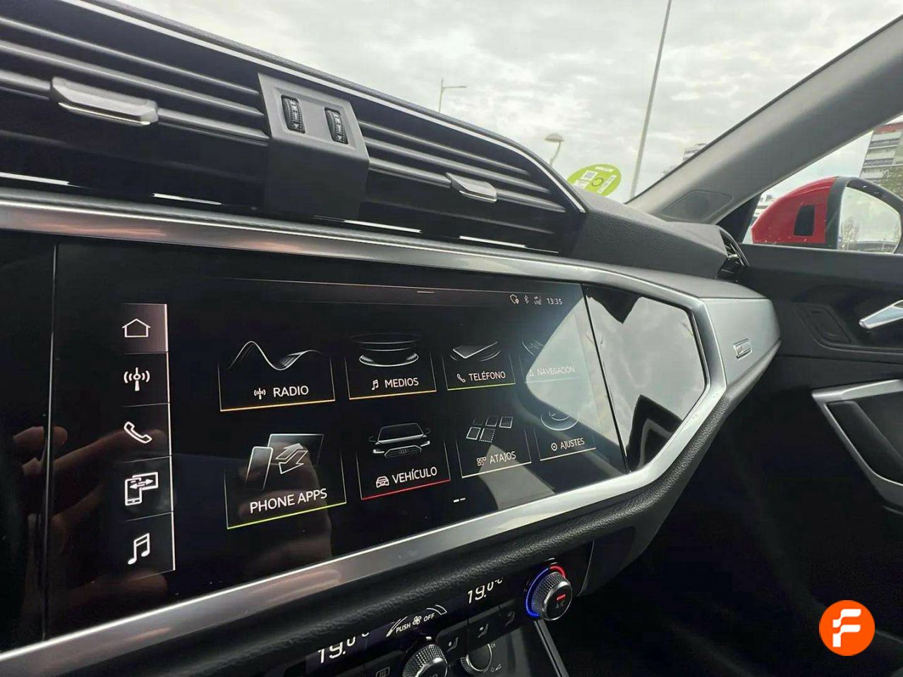 Foto Audi Q3 26