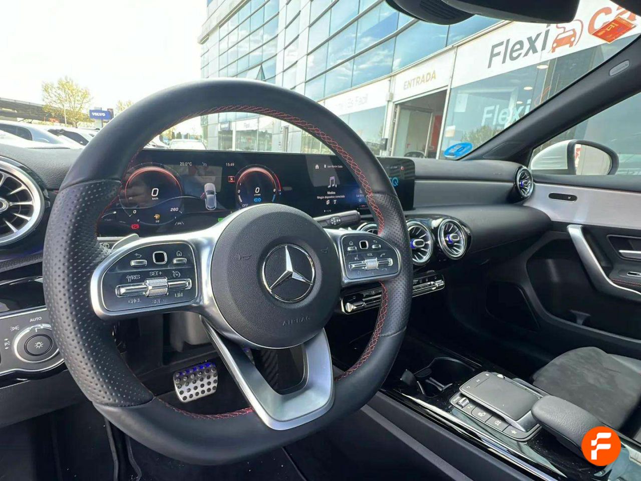 Foto Mercedes-Benz Clase A 25