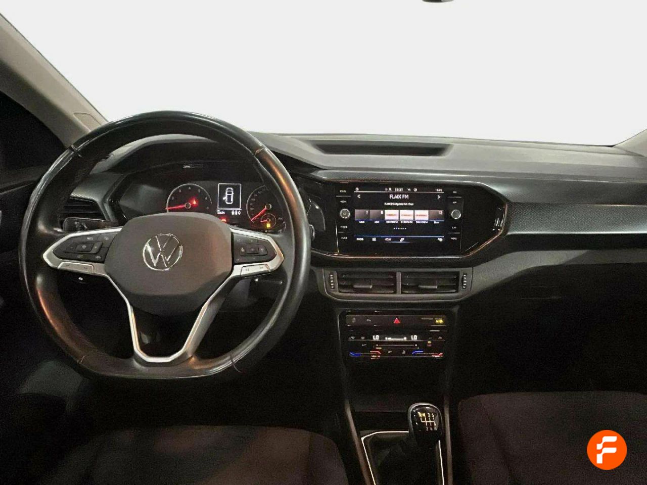 Foto Volkswagen T-Cross 9