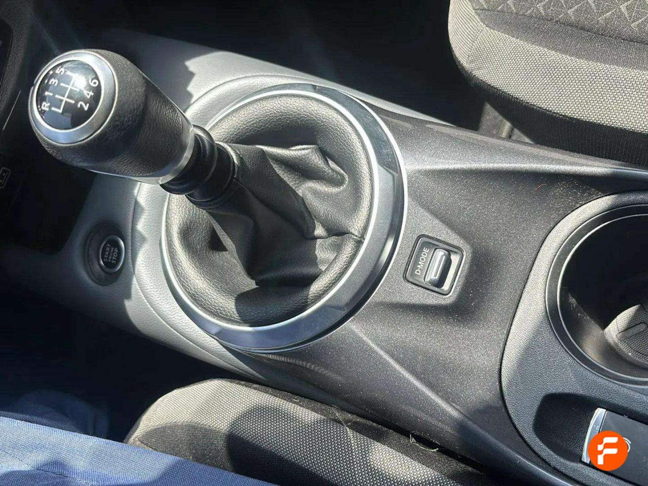 Foto Nissan Juke 23
