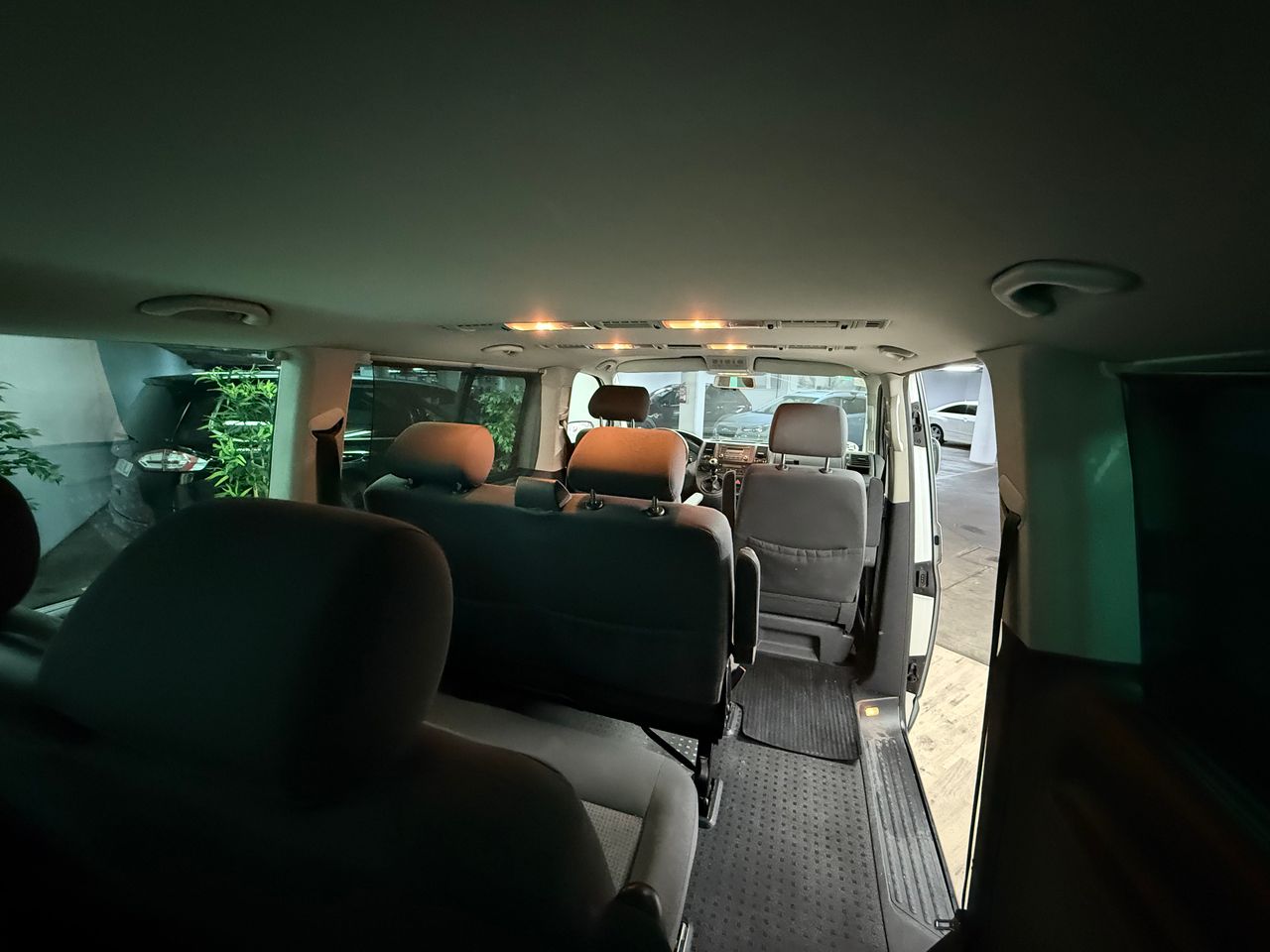 Foto Volkswagen Caravelle 10