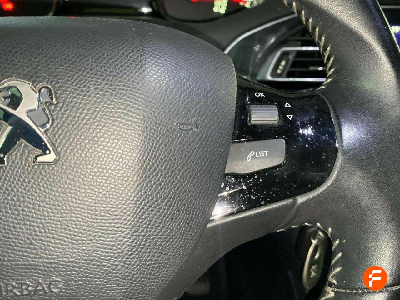 Foto Peugeot 308 13