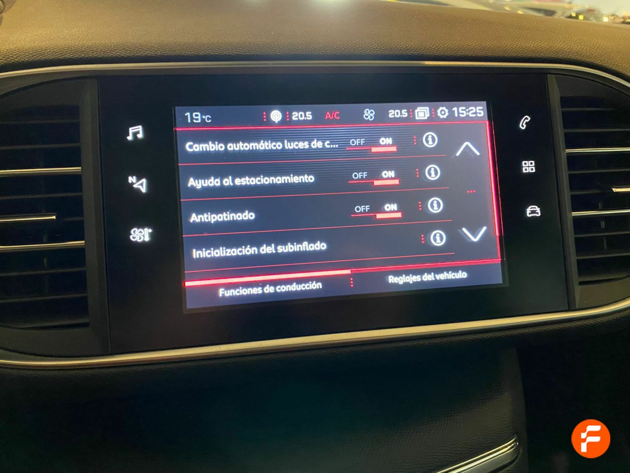 Foto Peugeot 308 21