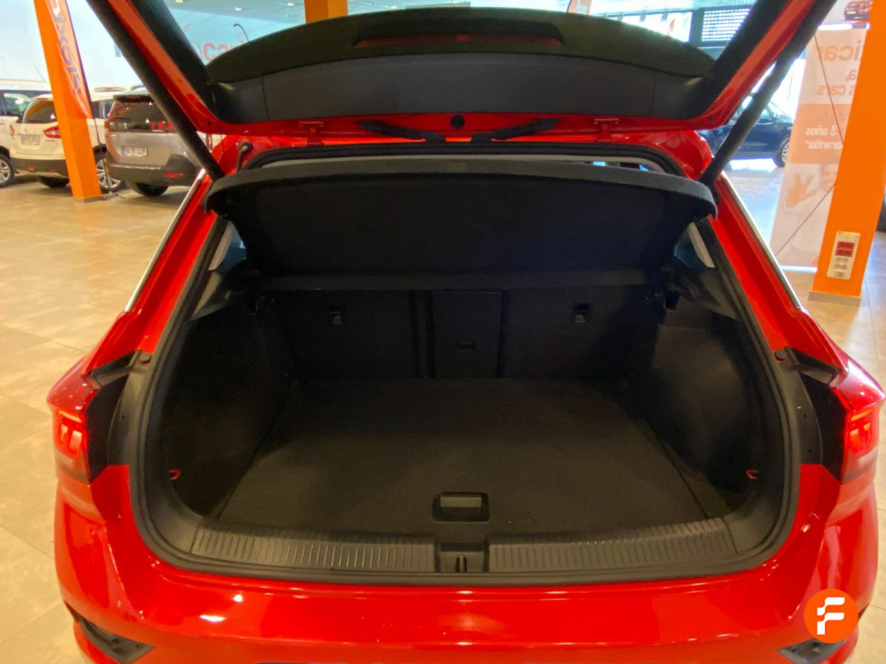 Foto Volkswagen T-Roc 29