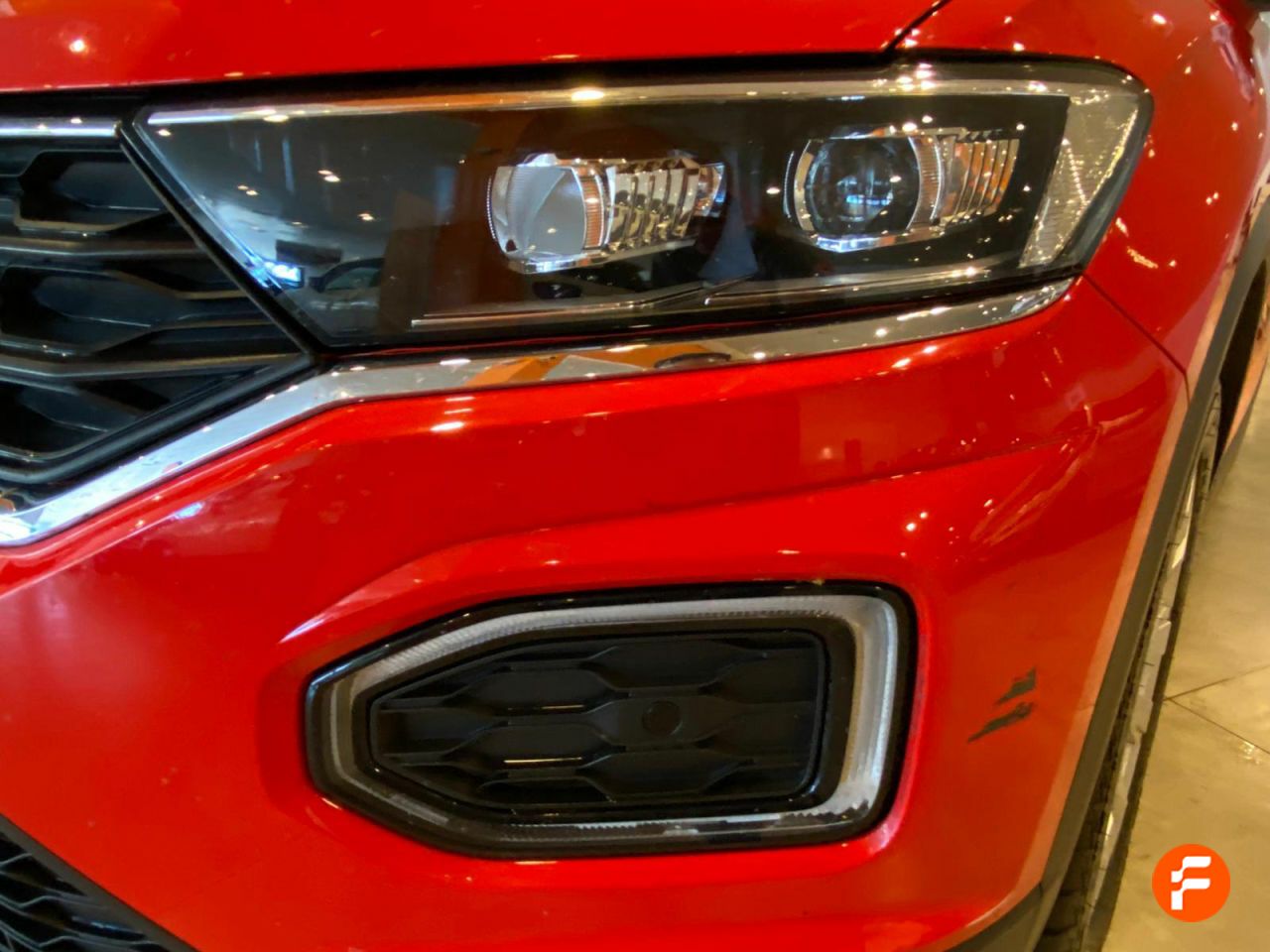 Foto Volkswagen T-Roc 36