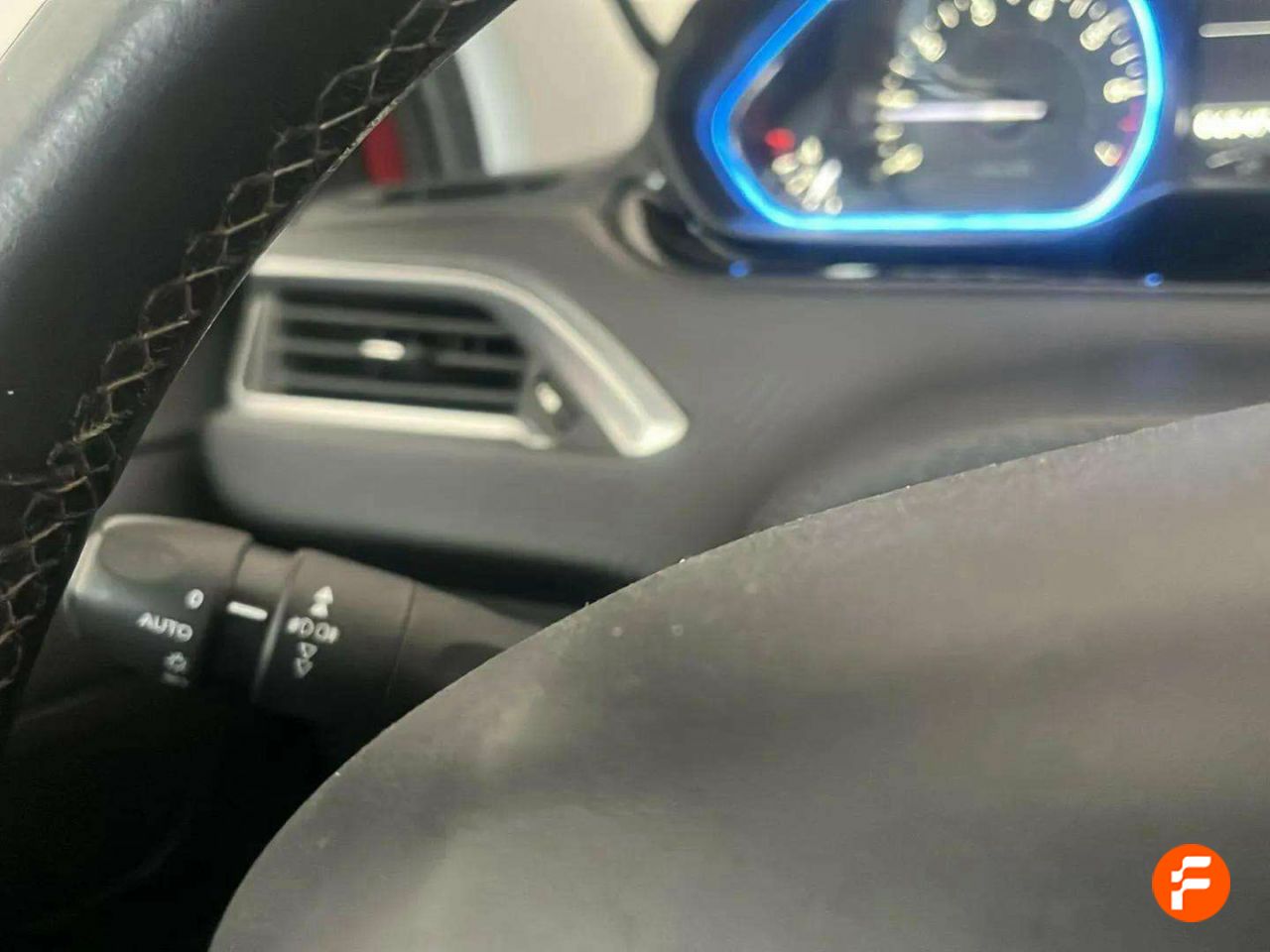 Foto Peugeot 2008 14