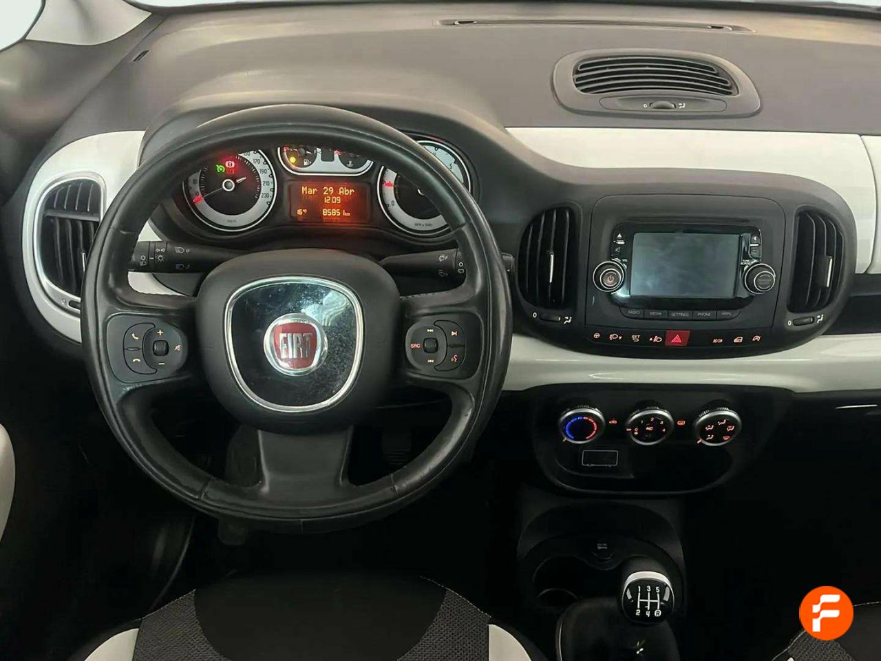 Foto Fiat 500L 10