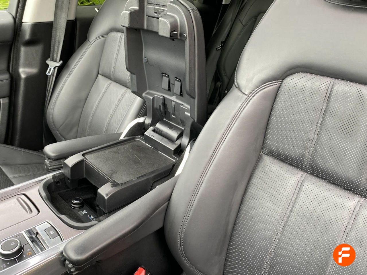 Foto Land-Rover Range Rover Sport 18