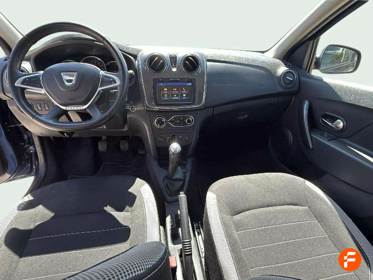 Foto Dacia Sandero 14