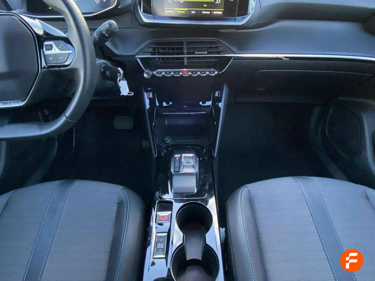 Foto Peugeot 2008 11
