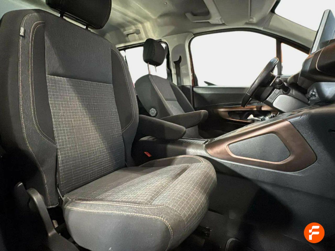 Foto Peugeot Rifter 17