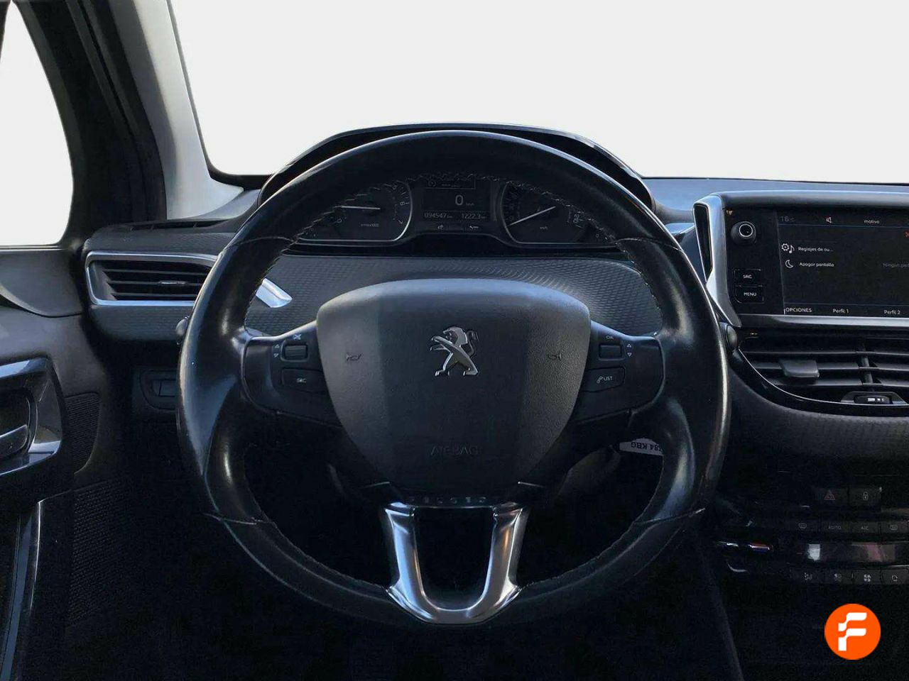 Foto Peugeot 208 8