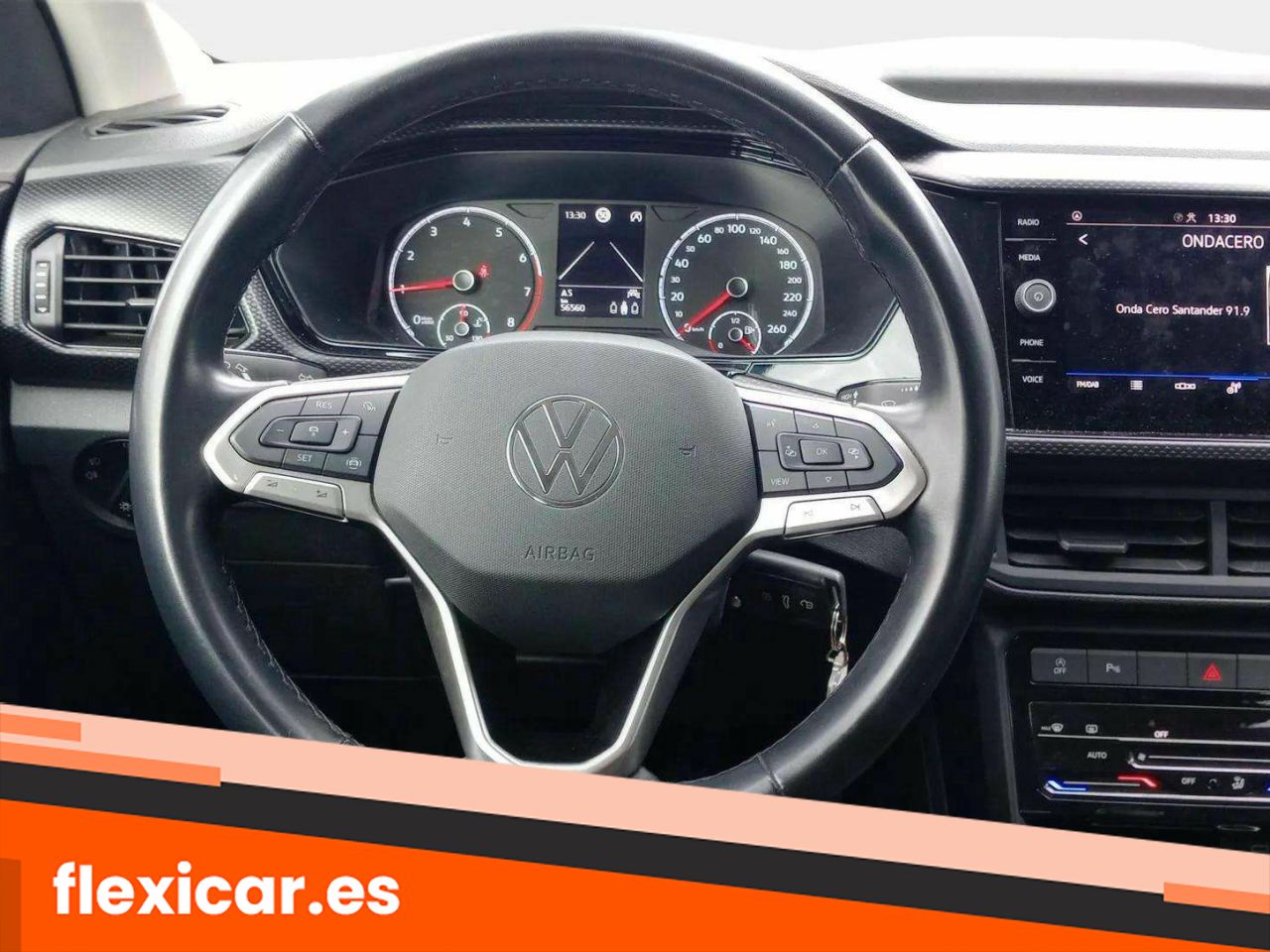 Foto Volkswagen T-Cross 11
