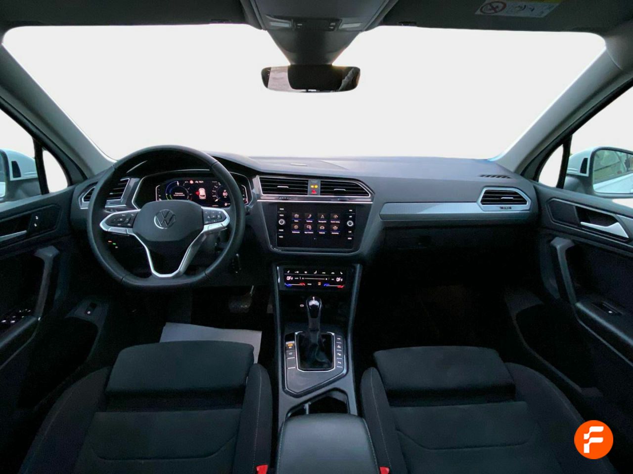 Foto Volkswagen Tiguan 8