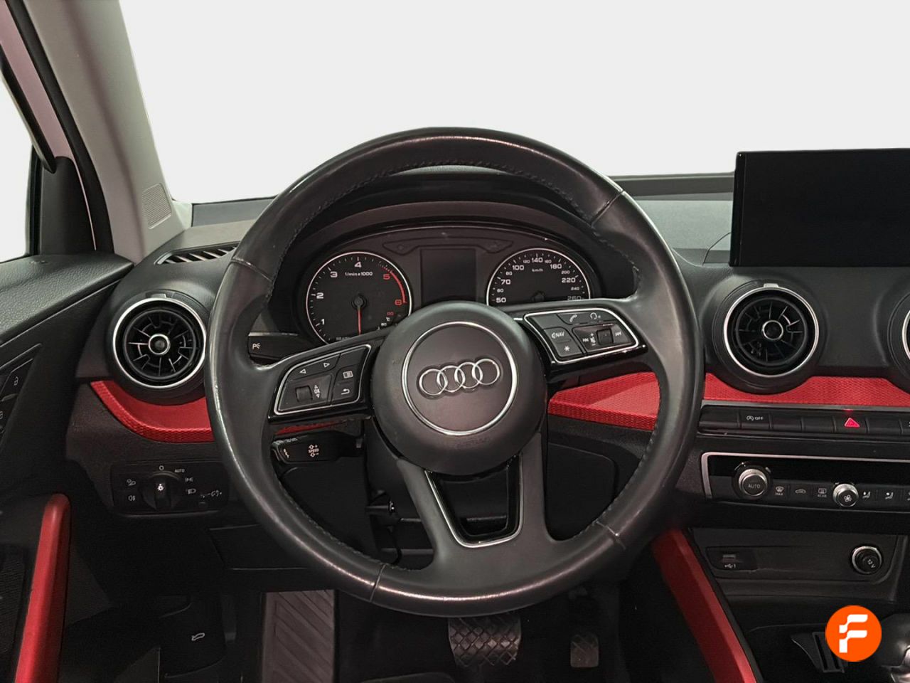 Foto Audi Q2 13