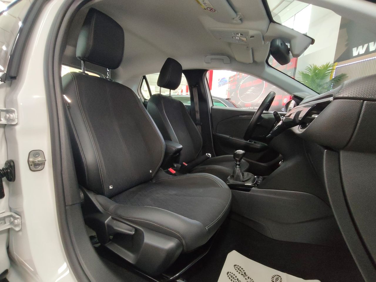 Foto Opel Corsa 12